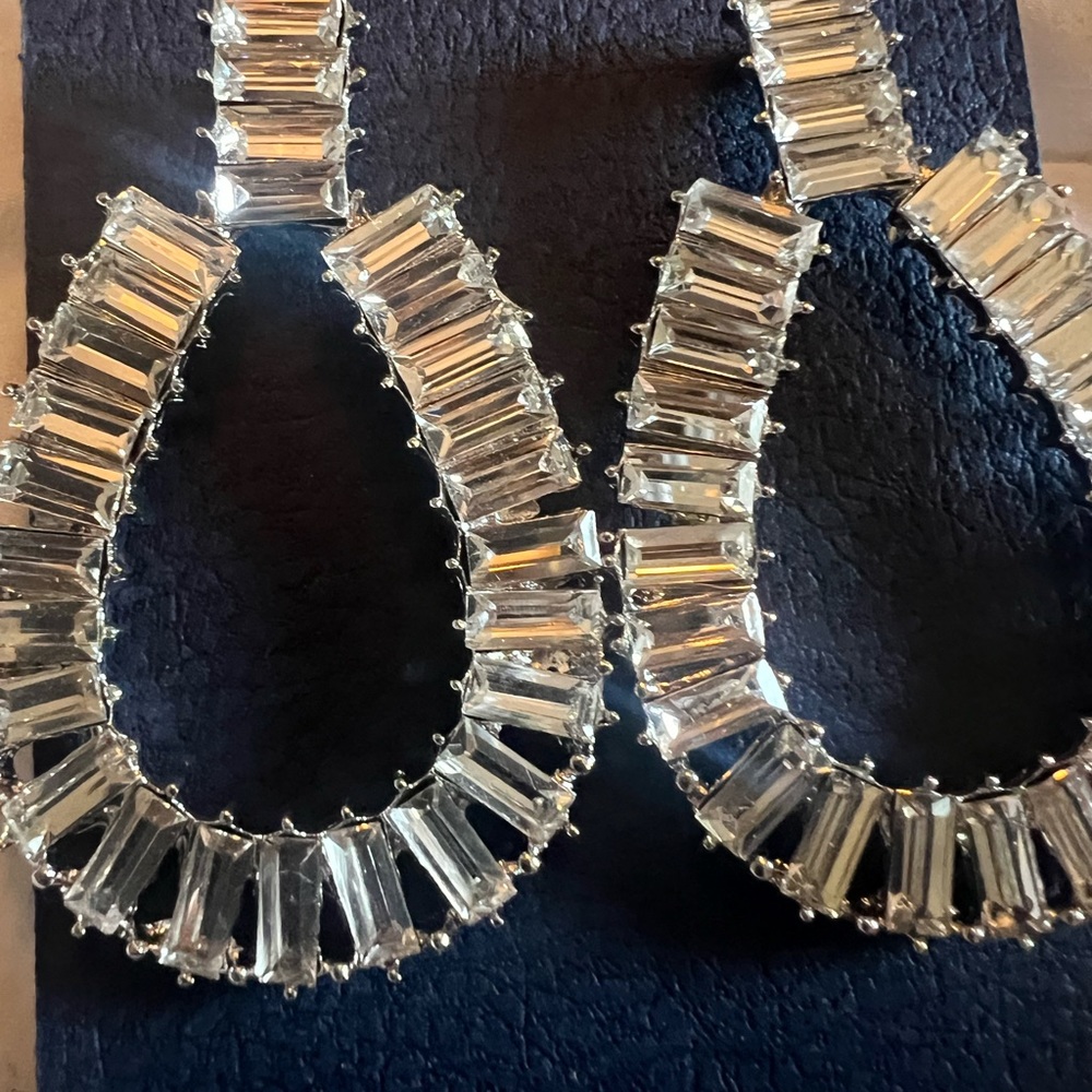 Elizabeth Cole baguette crystal earrings, NEW